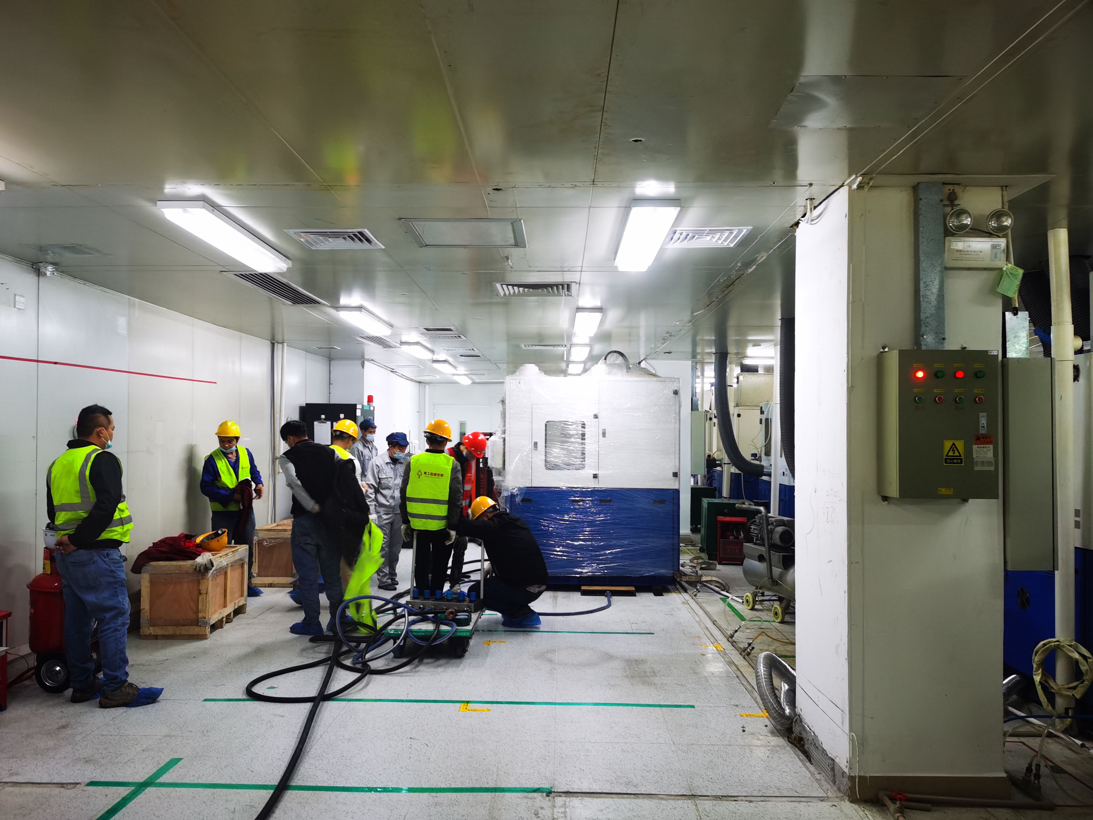感受無憂搬遷,體驗(yàn)廣通起重的佛山廠家工廠搬遷方案